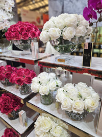 Cote Noire Luxury Centrepiece 37 Rose Bud Bouquet - White & Gold Badge - CPRB11