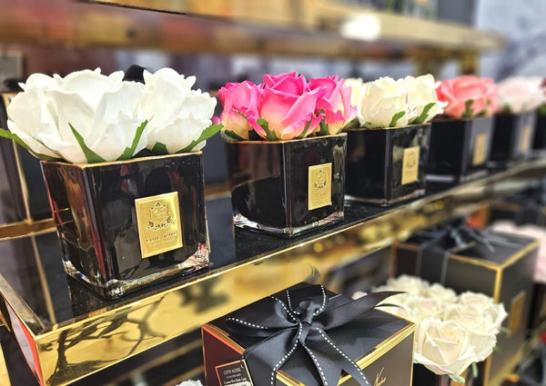 Couture Perfumed Natural Touch 4 Roses - Square Black Vase Gold & Magenta