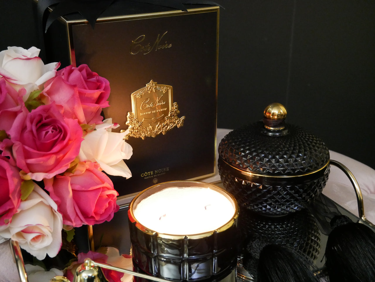 Cote Noire Round Art Deco Candle - Black & Gold - Queen of the night - GML30004