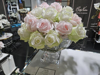 ** NEW ** Cote Noire Luxury Centrepiece 37 Rose Bud Bouquet - Pink, Green & White - Gold Badge - CPRB13