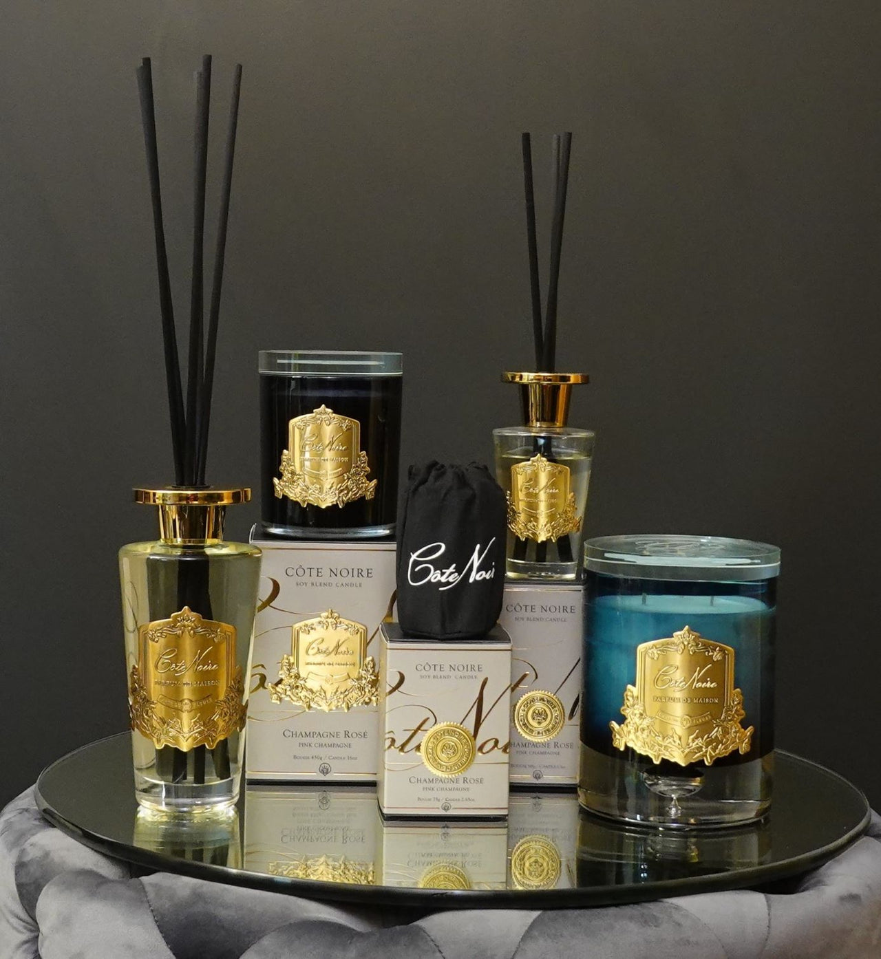Cote Noire 450g Candle - Dark Vessel with Gold Badge - Pink Champagne