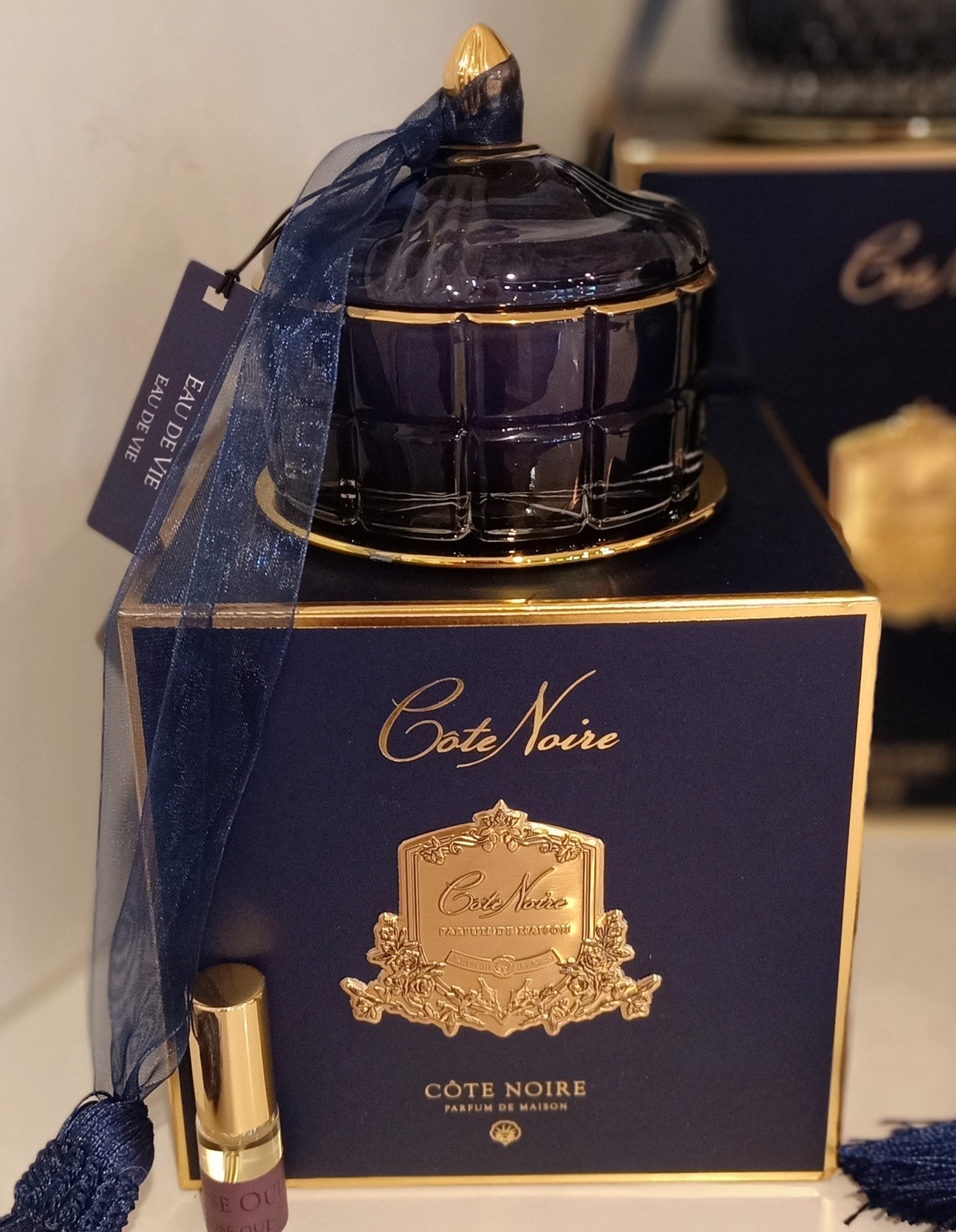 Cote Noire Art Deco Candle - Navy & Gold - Eau de Vie - GML45016