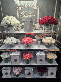 Cote Noire Luxury Centrepiece 37 Rose Bud Bouquet - Red & Gold Badge CPRB04