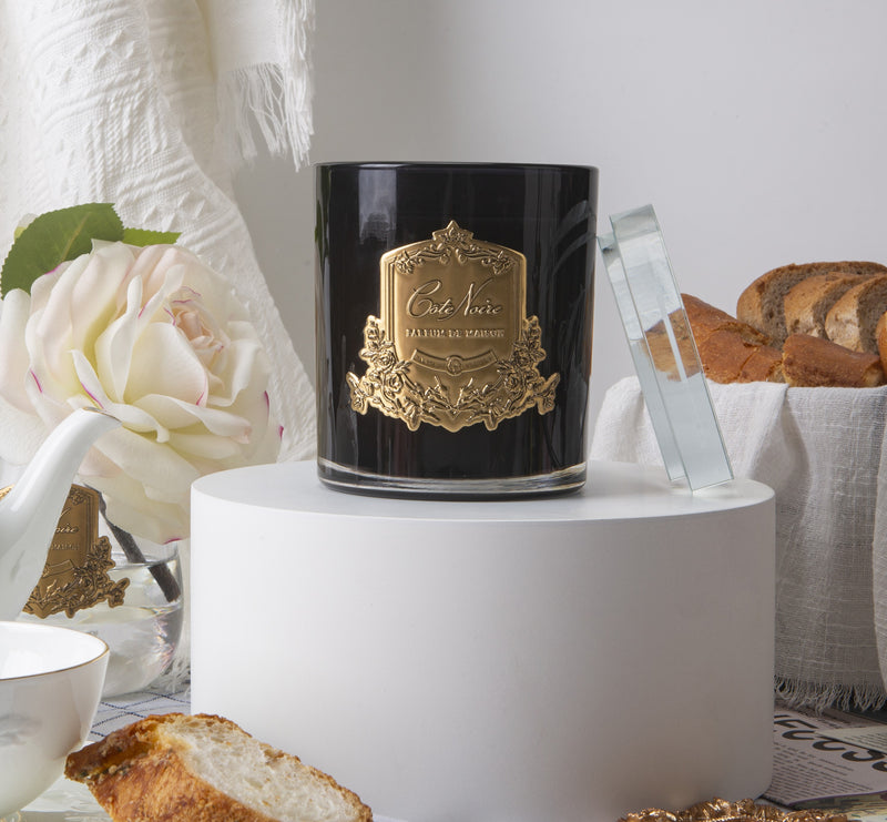 NEW Limited Edition Candle - Coffee and Cream 450g Candle with Crystal Glass lid
