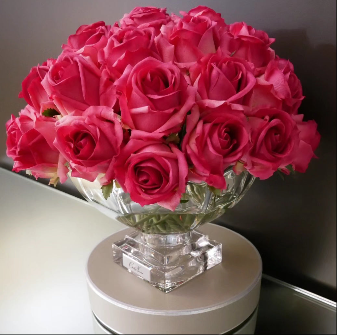 Cote Noire Luxury Centrepiece 37 Rose Bud Bouquet - Magenta & Silver Badge