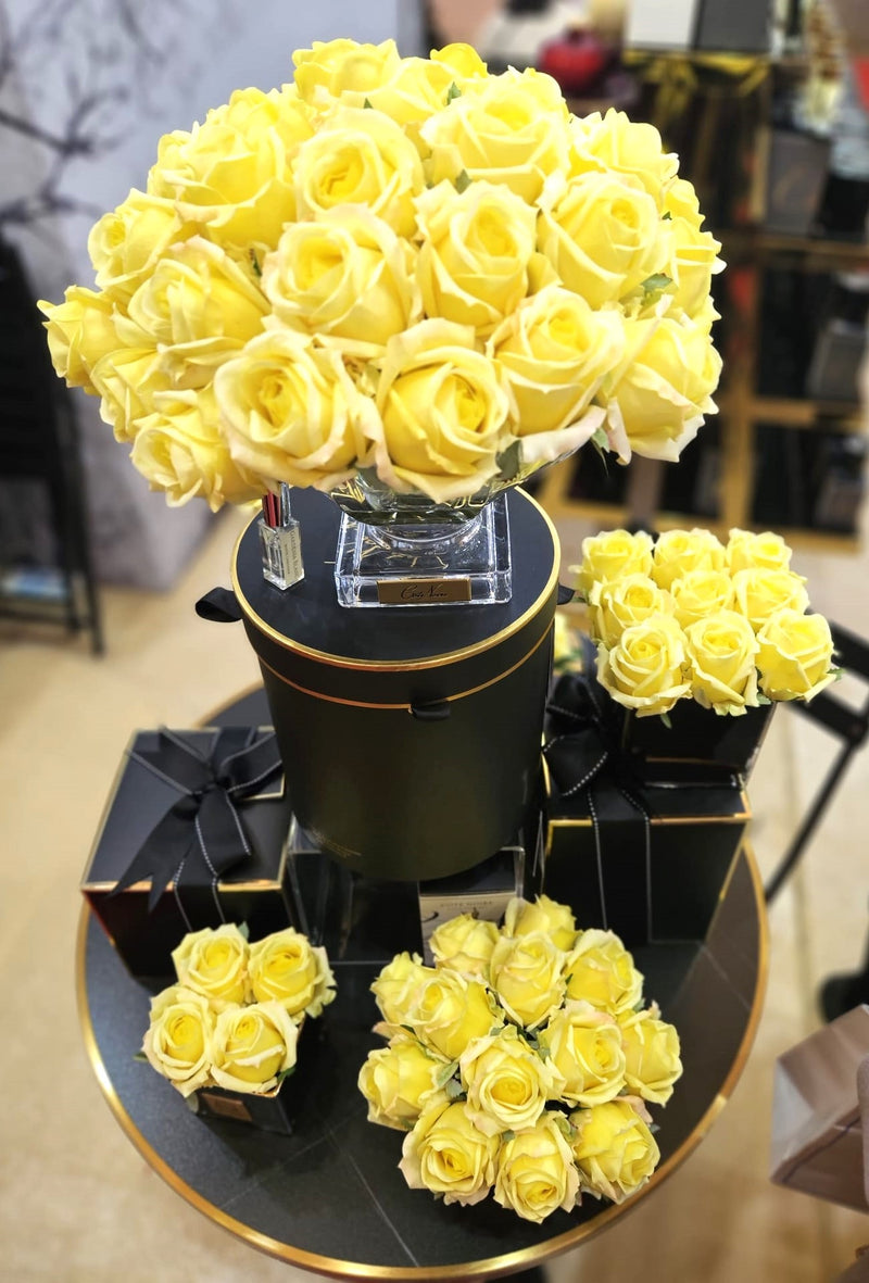 LUXURY CRYSTAL ROUND BOUQUET IN YELLOW ROSES - RRB08